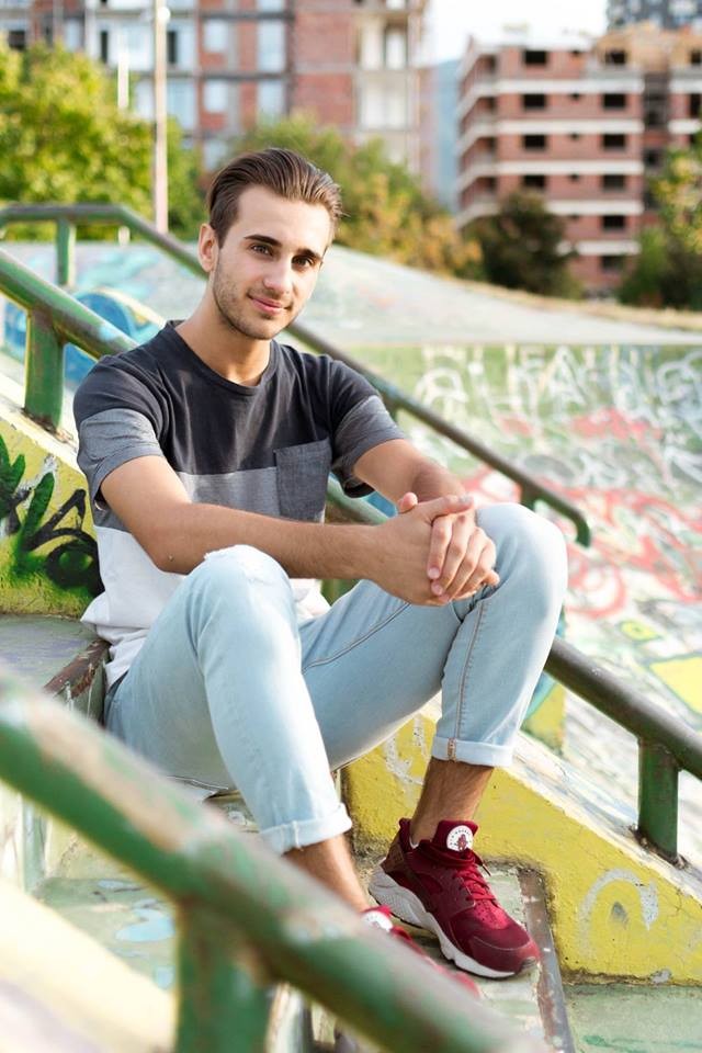 СИМПАТИЈА НА НЕДЕЛАТА: Бојан Мицев, момчето кое ќе ве освои со својот танц!