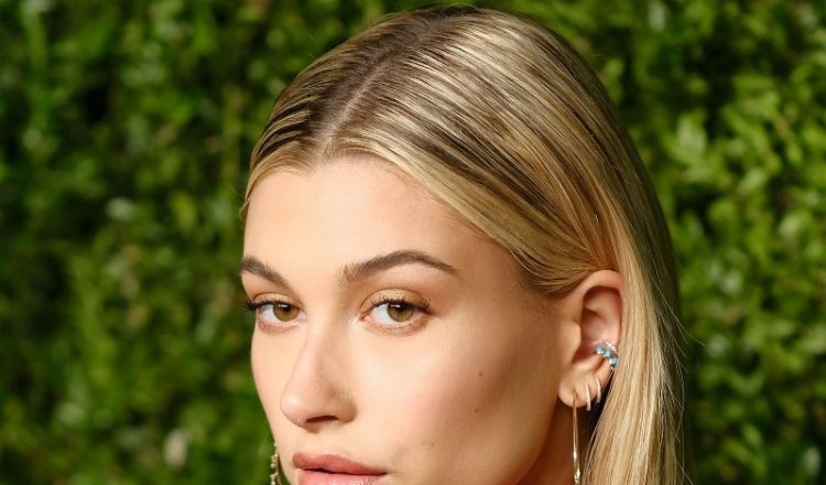 Hailey Bieber ставена на тест: Дали ќе изеде желе од свиња заради Justin?
