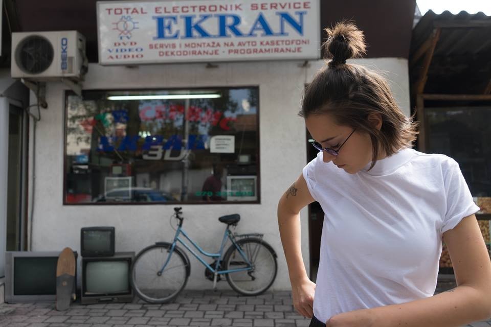 Мартина од Дупер: Не се мој тип некултурни луѓе и возачи, непочит кон велосипедисти и загадено Скопје!