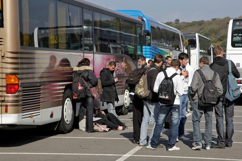 Средношколци во хуманитарна акција: Бараат работа за да може цело одделение да замине на матурска екскурзија!