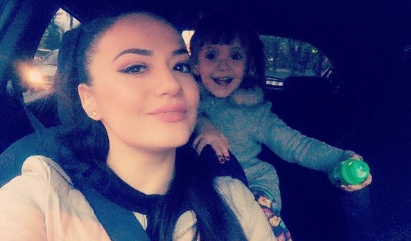 (ФОТО) Елена Ристеска нацртана од вештите раце на внуката Делфина!