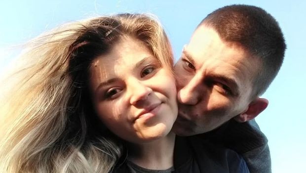 Потресен статус на момчето чија девојка почина: Како денес да ги утешам твоите родители?