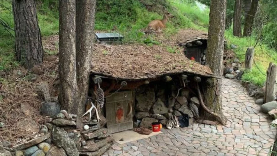 (ФОТО) Живеалиште како од цртан: Куќа која личи на локација од „Господарот на прстените“