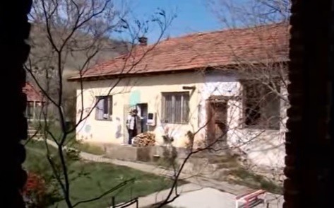 Како времето да застанало: Нехумани услови во кумановско училиште, а се најавува враќање во училишните клупи