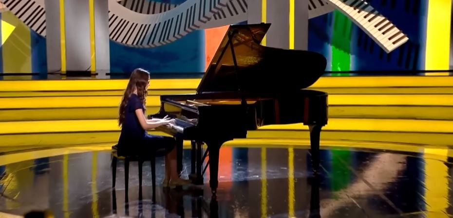 Музиката ми е сѐ: Слепата Петра, чудото од дете на пијано