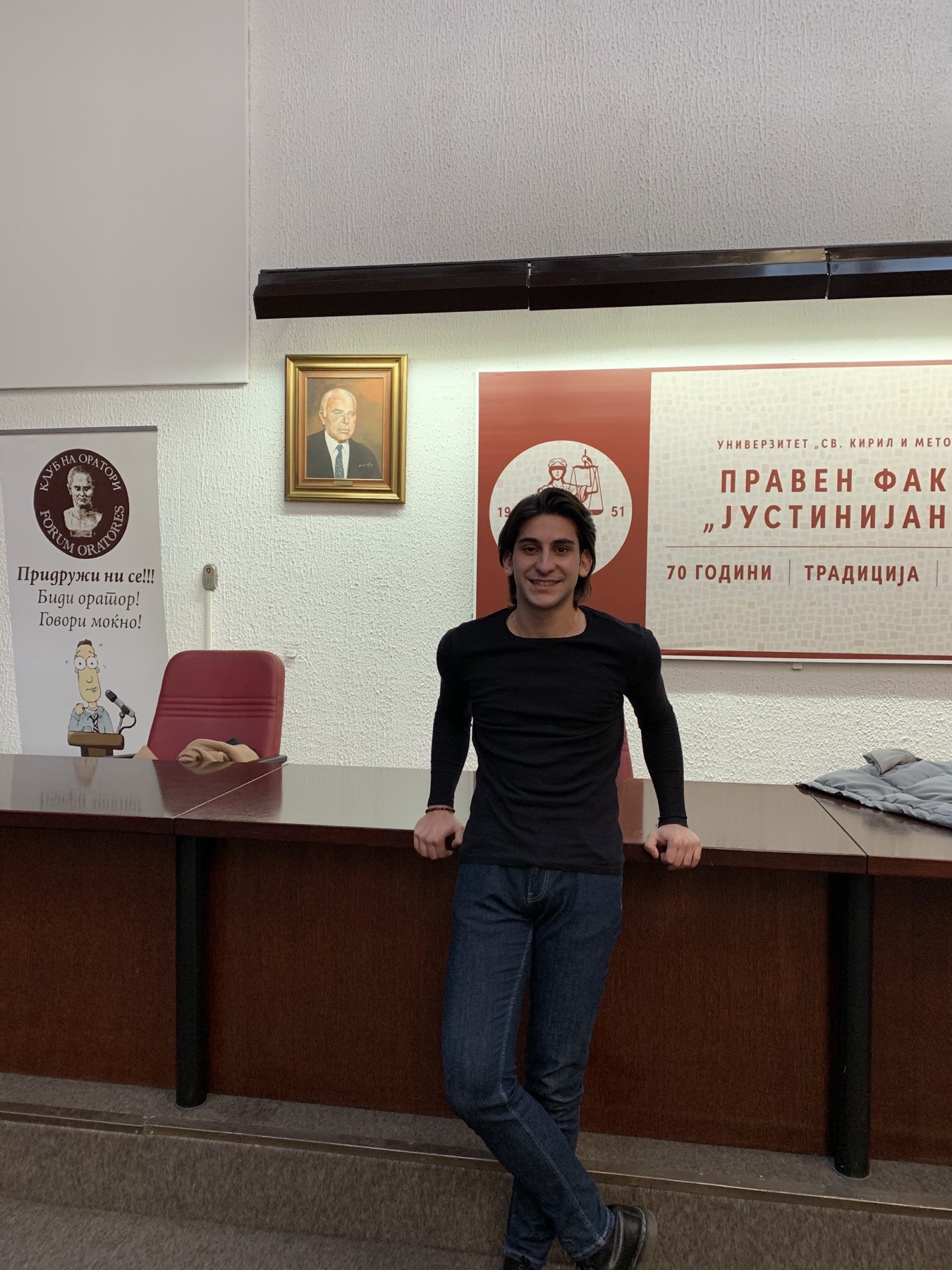 „Стремежите кон демократијата да ни се потреба“: Данило Крстовски на тема „SIC SEMPER TYRANNIS“