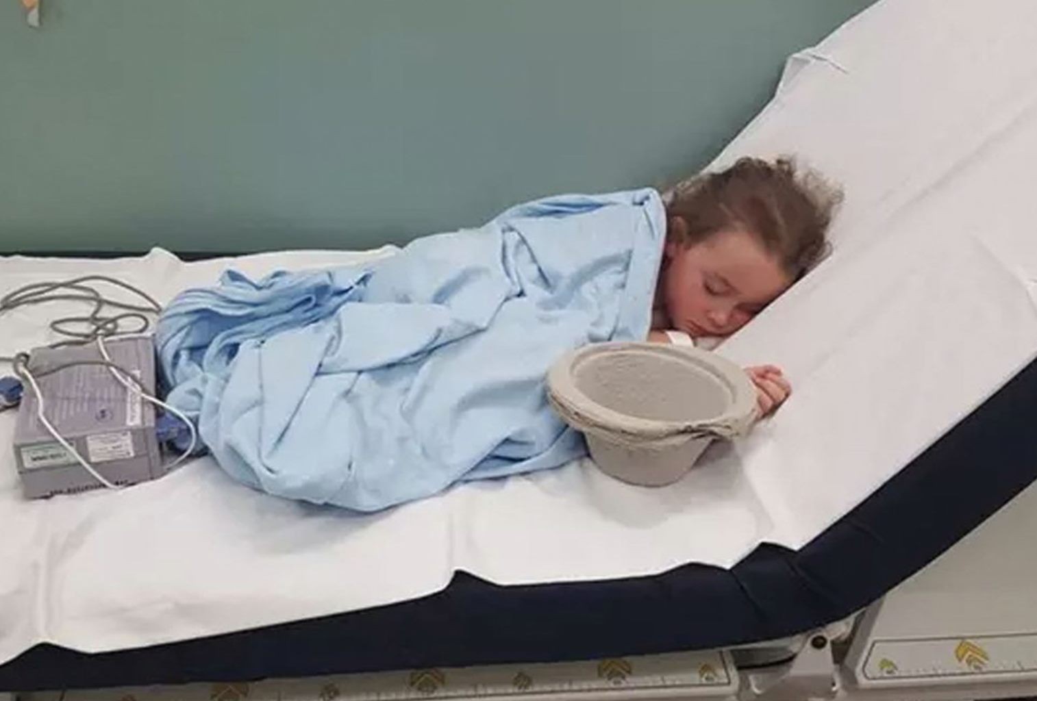 Шестгодишната Софија поради злоставување на училиште завршила во болница: Ова е моето дете, ништо не јаде