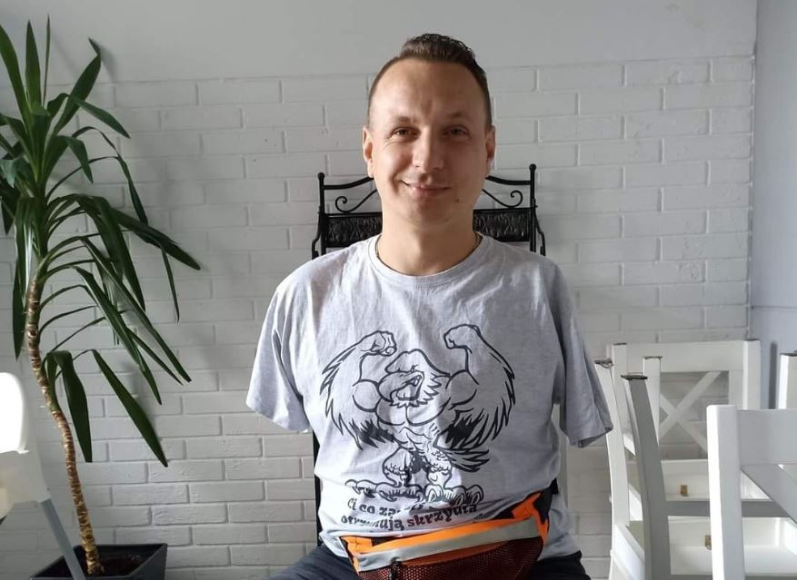 Во несреќа ги загубил рацете: Животот на овој маж дури тогаш почнал да добива смисла (ФОТО)