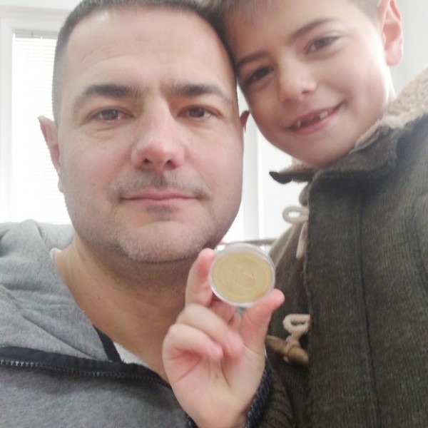 Осумгодишниот Павле прв доплива до светиот крст: Приказна која го обиколи регионот