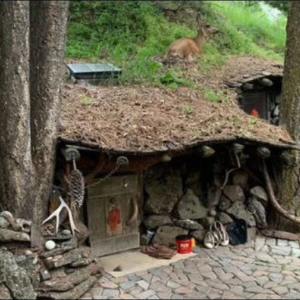 (ФОТО) Живеалиште како од цртан: Куќа која личи на локација од „Господарот на прстените“