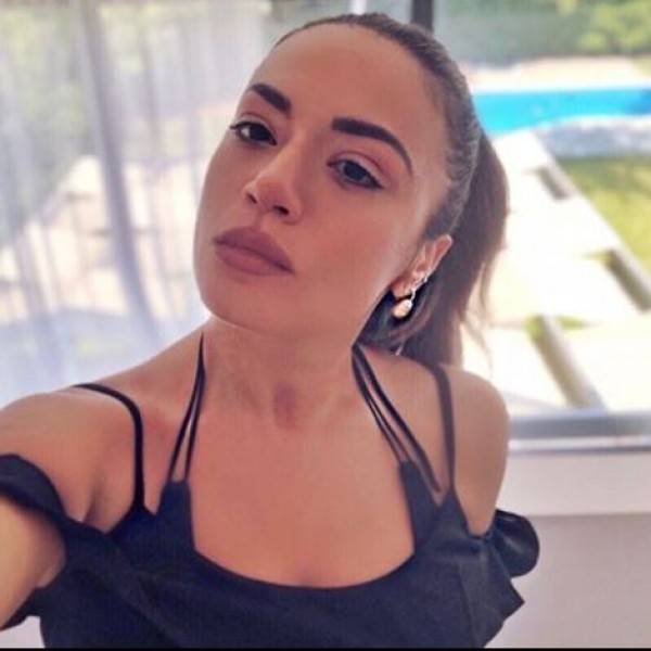 (ФОТО) Пејачката се потсети на минатото: Елена Ристеска како тинејџерка
