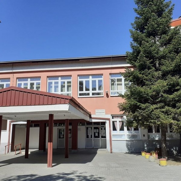 Основците од Наум Наумовски Борче победија на третиот натпревар во кодирање на микробит уреди