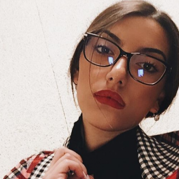 Би сакала да можам да ги прегрнам оние за кои живеам: Ања Ветерова за коронавирусот од Бостон