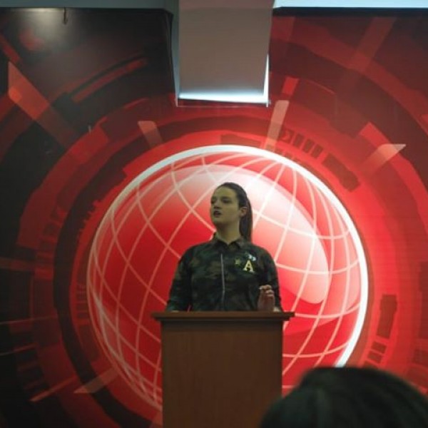 Марија Станојкова: Доста беше отворање на врати со партиски книшки и длабок џеб