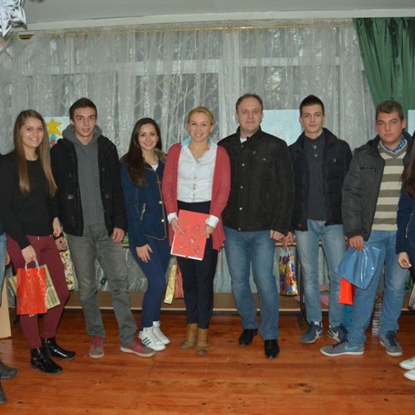 „Во корона ситуација класните раководители имаат најголемо влијае врз учениците“: Интервју со психолог Ива Стојановска - Јакимовски