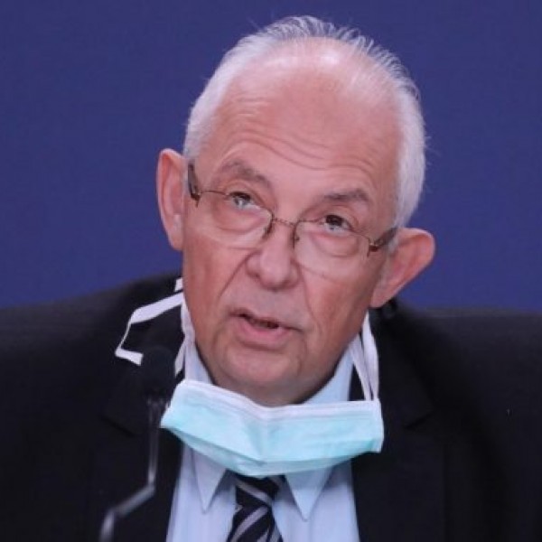 Д-р. со препораки до учениците: Маските може да се извадат во еден случај, а еве и зошто