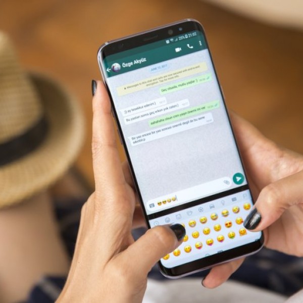 WhatsApp воведува уште една новина: Сега ќе може да одберете кој смее да види дали сте достапни