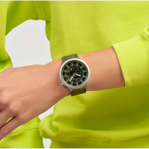 Часовник на неделата: Swatch - THRU THE UNDERBRUSH за убава пролет