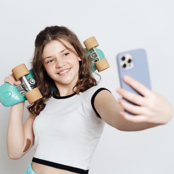 „Инстаграм против реалноста“: Зошто младите се уморни од „совршените“ животи на интернет?