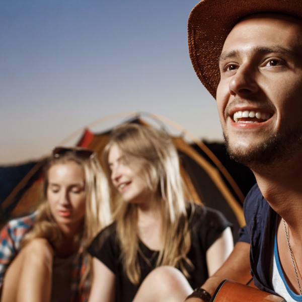 Како тинејџерот да покаже дека е подготвен за првиот одмор без родителите